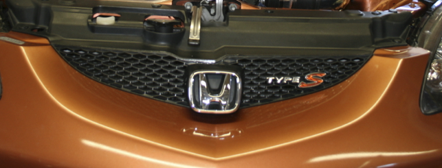 Honda (JDM) - 2005-2006 Honda Integra H Emblem (Front)