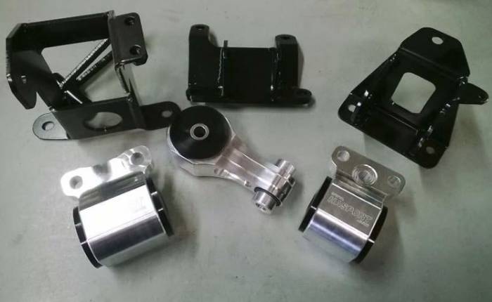 Hasport - 2006-2011 Honda Civic R18 (Non-Si) Hasport Replacement Mount Kit - U94A (Most Extreme Race)