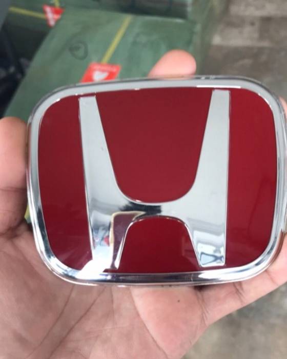 Honda (JDM) - 2006-2011 JDM Honda Civic FD2 Type R Front Red H Emblem JDM Front End Only