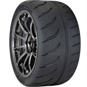 Toyo Proxes R888R Tire - 325/30ZR19 101Y 104380